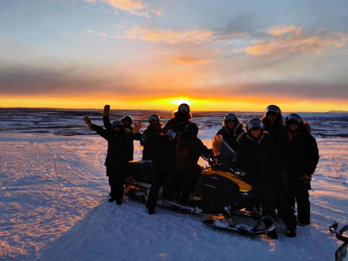 Máttaráhkká Northern Light Lodge Kiruna Esterno foto
