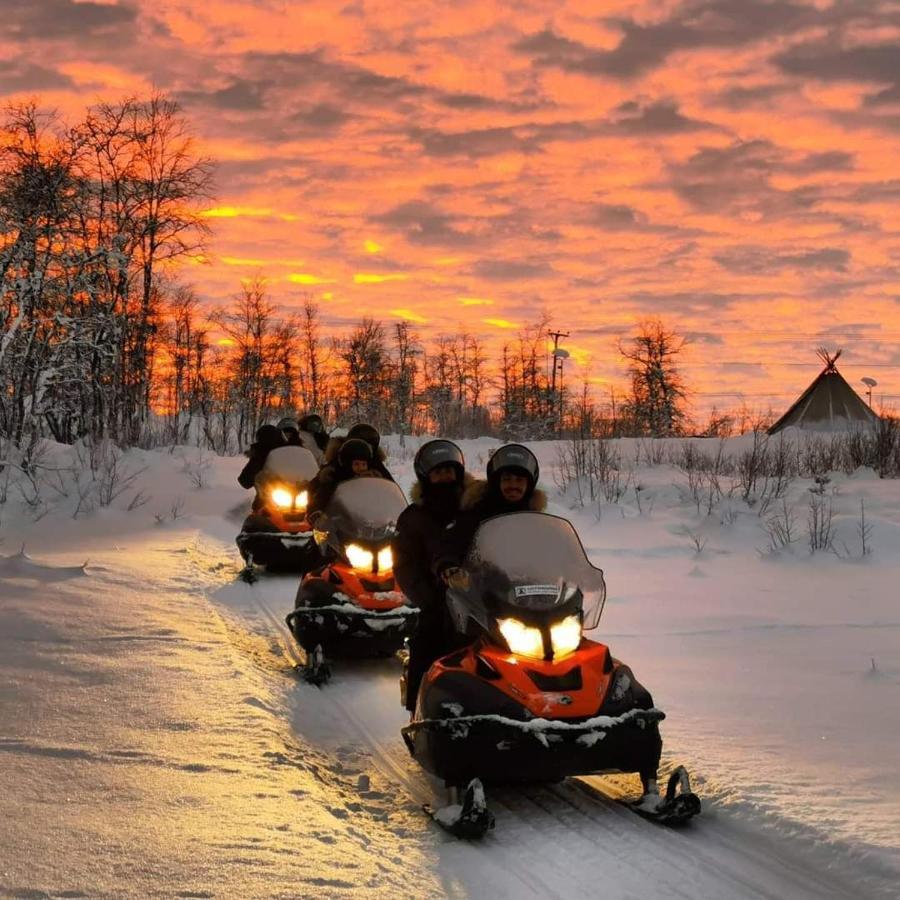 Máttaráhkká Northern Light Lodge Kiruna Esterno foto
